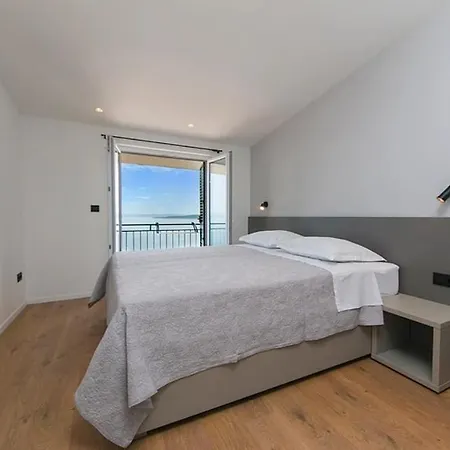 Apartments Simun Brela Exterior photo