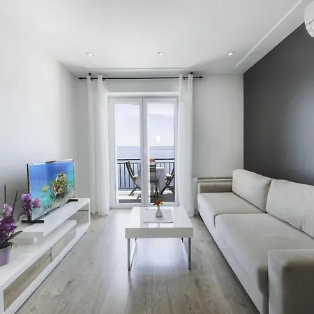 Apartments Simun Brela Exterior photo