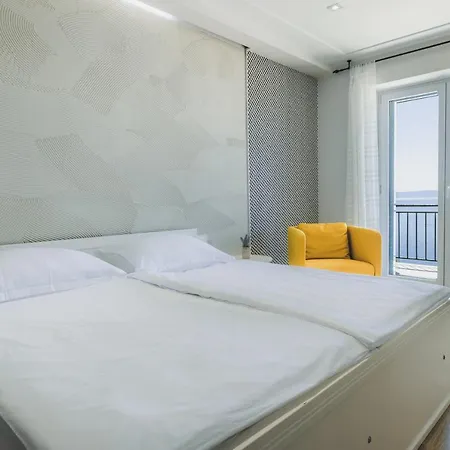 Apartments Simun Brela Exterior photo